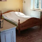Dom Pod Orlimi Skalami - Blisko Zamku Czocha I Jeziora Lesnianskiego Habitación en casa particular Leśna