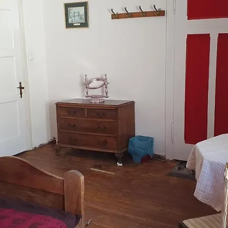 Dom Pod Orlimi Skalami - Blisko Zamku Czocha I Jeziora Lesnianskiego 民宿 *