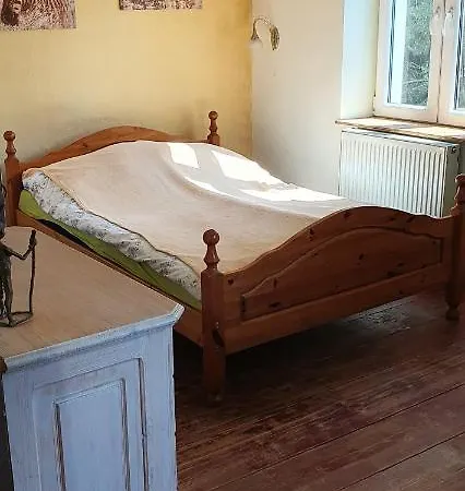 Dom Pod Orlimi Skalami - Blisko Zamku Czocha I Jeziora Lesnianskiego 民宿 Leśna