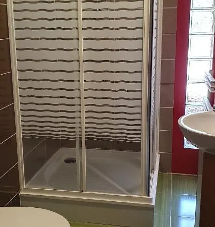 Dom Pod Orlimi Skalami - Blisko Zamku Czocha I Jeziora Lesnianskiego 民宿 Leśna