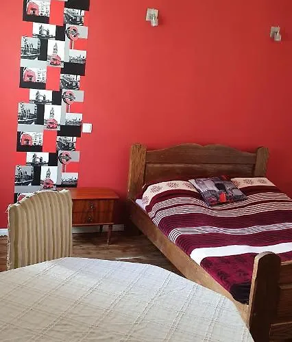 Dom Pod Orlimi Skalami - Blisko Zamku Czocha I Jeziora Lesnianskiego *