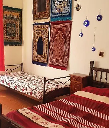 Dom Pod Orlimi Skalami - Blisko Zamku Czocha I Jeziora Lesnianskiego Проживание в семье